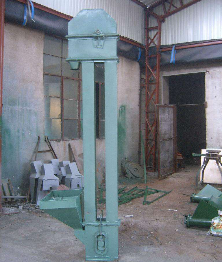 淺談環(huán)鏈斗式提升機(jī)輸送帶的安裝，調(diào)試和維護(hù)