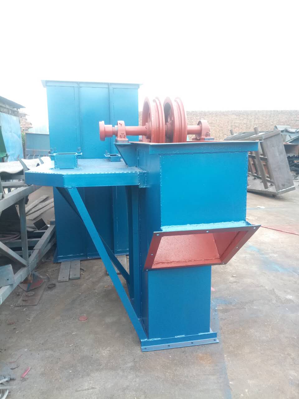 GTD斗式提升機(jī)在熟料生產(chǎn)線上的應(yīng)用