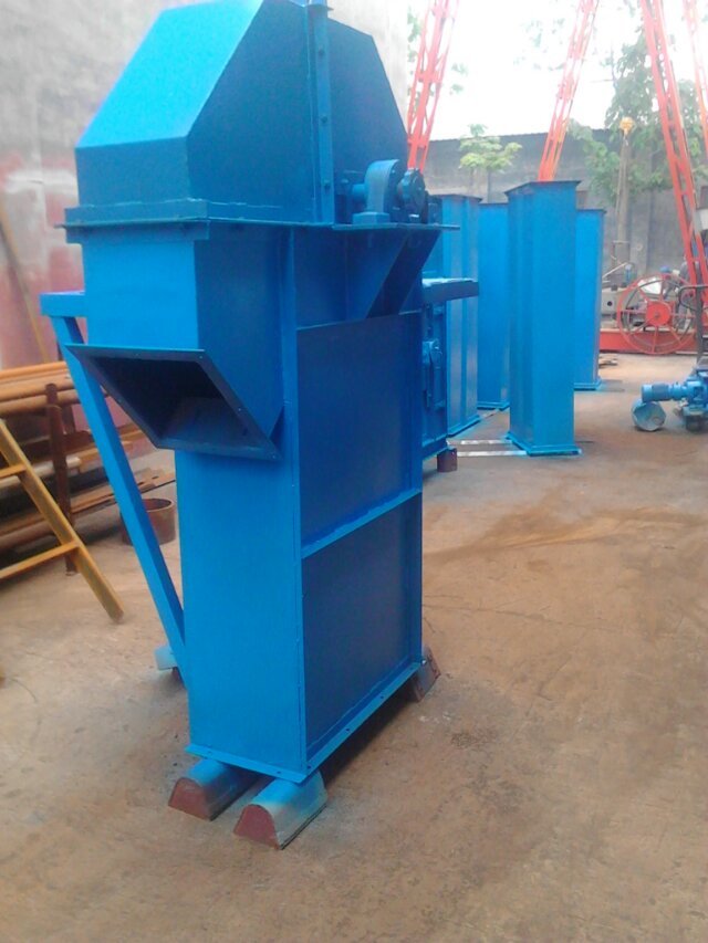 催化劑顆粒行業(yè)的應用與垂直斗式提升機有什么不同？(催化劑顆粒行業(yè)提升機)