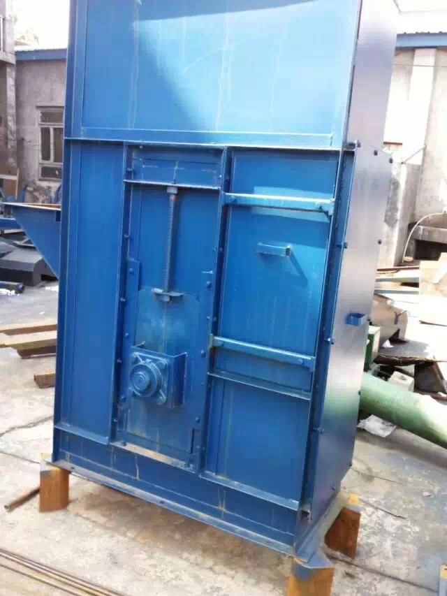 斗式提升機的安裝維護工作(斗式提升機的安裝方法)